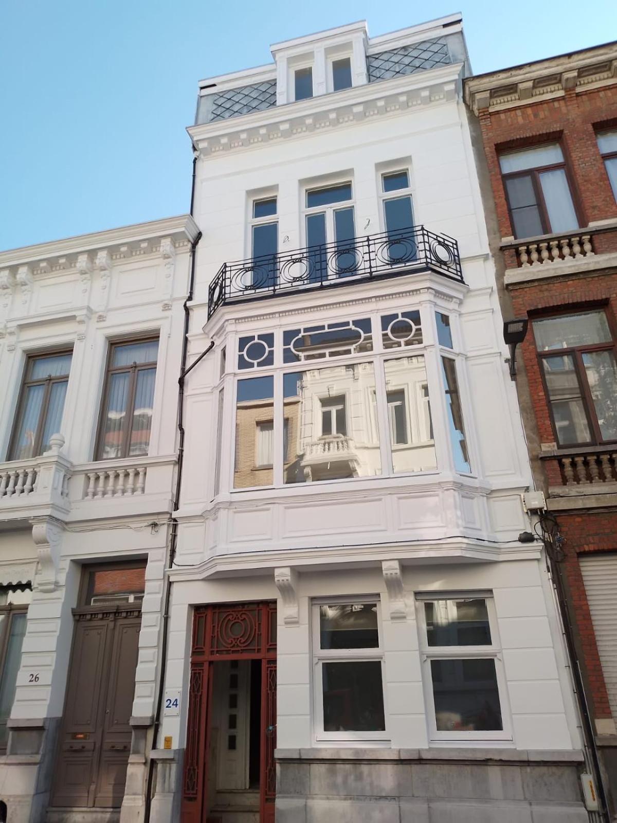 Your Homestay In A Bibliophile Mansion Αμβέρσα Εξωτερικό φωτογραφία